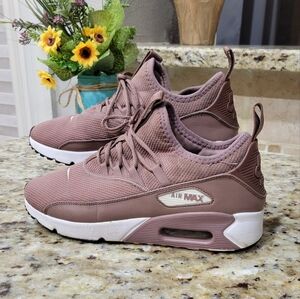 Nike Air Max Mauve Sneakers